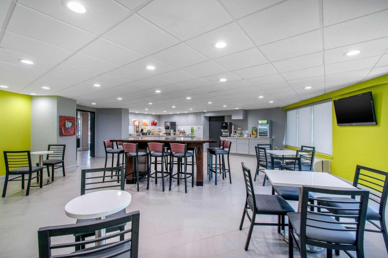 Quality Inn Carlisle Pa Bagian luar foto